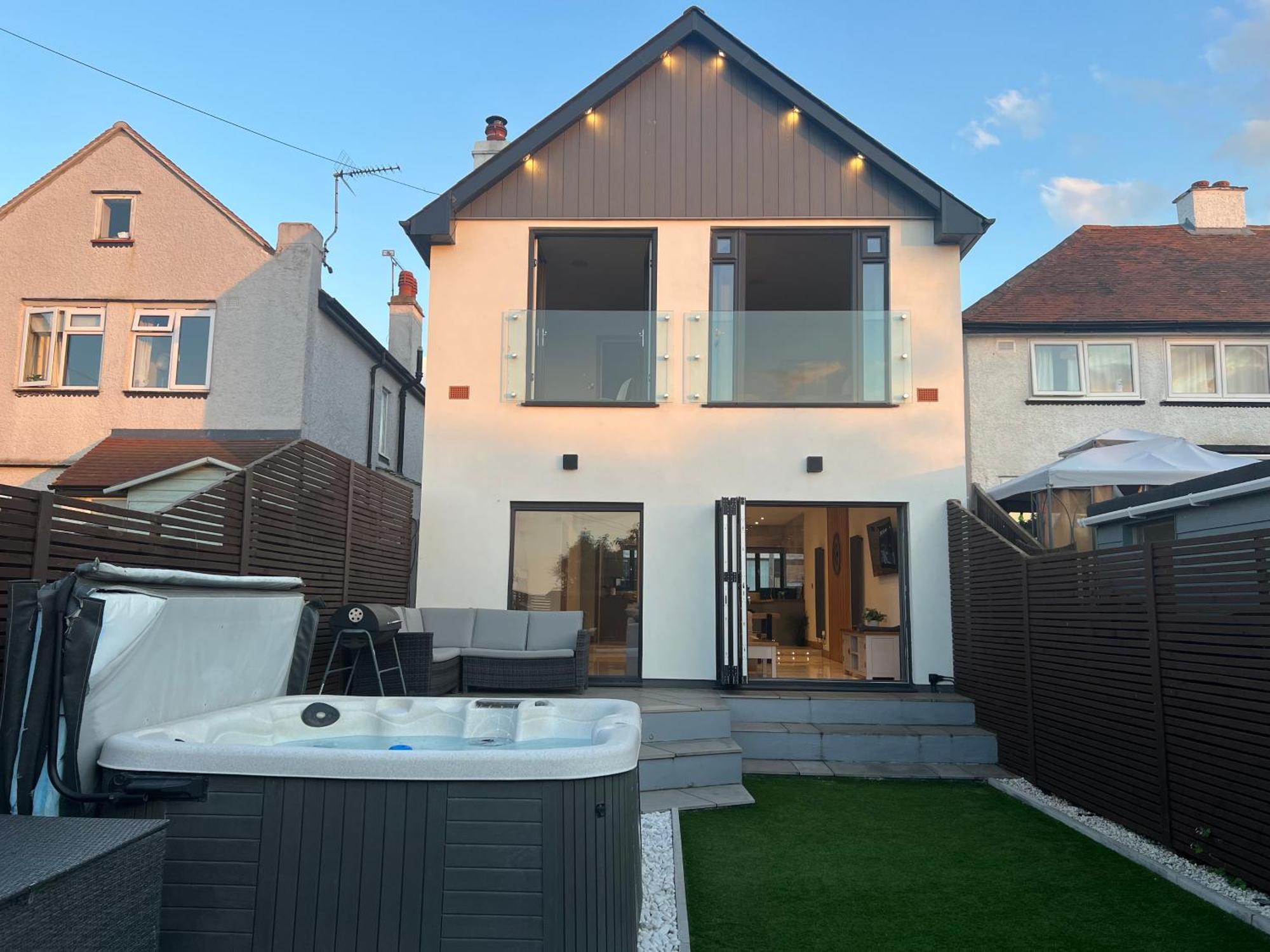 Broadway Beach Home With Hot Tub Herne Bay Εξωτερικό φωτογραφία